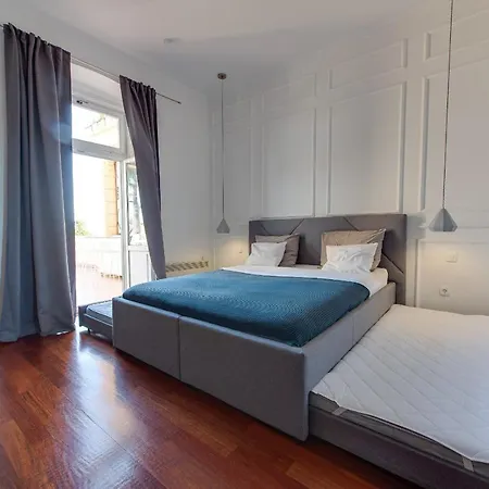 Luxury Seaview Apartment, New Aircons In Lägenhet *