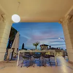 Luxury Seaview Apartment, New Aircons In *
