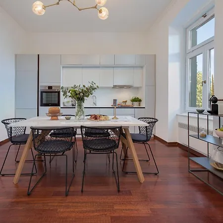 Luxury Seaview Daire Opatija