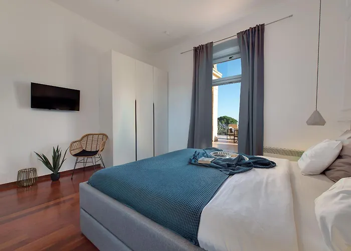 Luxury Seaview Apartment, New Aircon Heating Apartman *