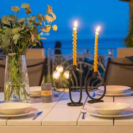 Luxury Seaview Apartment, New Aircons In Apartman Abbázia